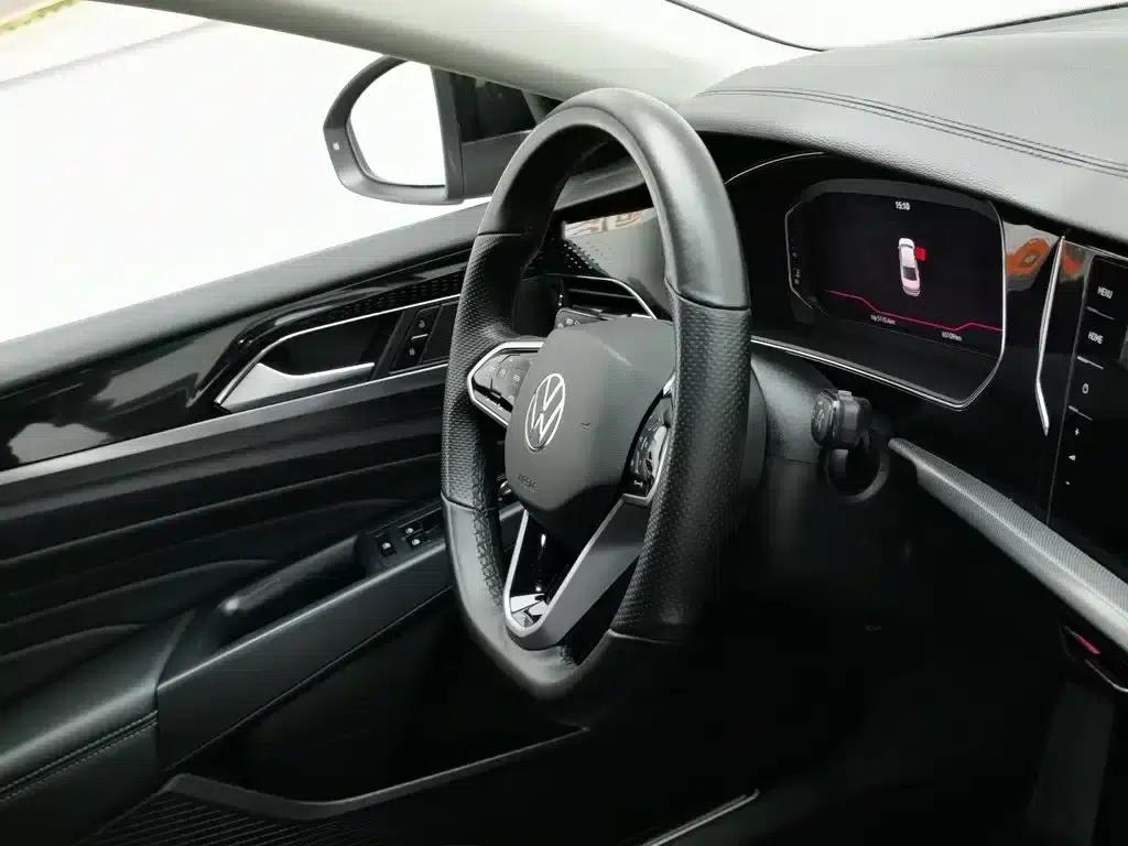 2023 Passat Facelift 330TSI Starry Sky Luxury Edition — миниатюра 22