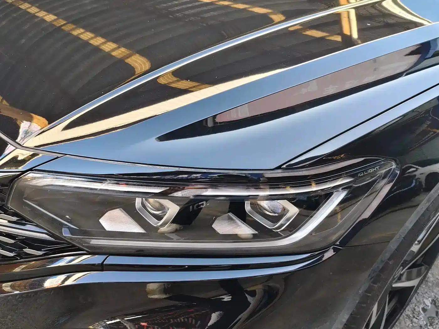 2023 Volkswagen Passat 330TSI Starry Sky Luxury Edition — миниатюра 13