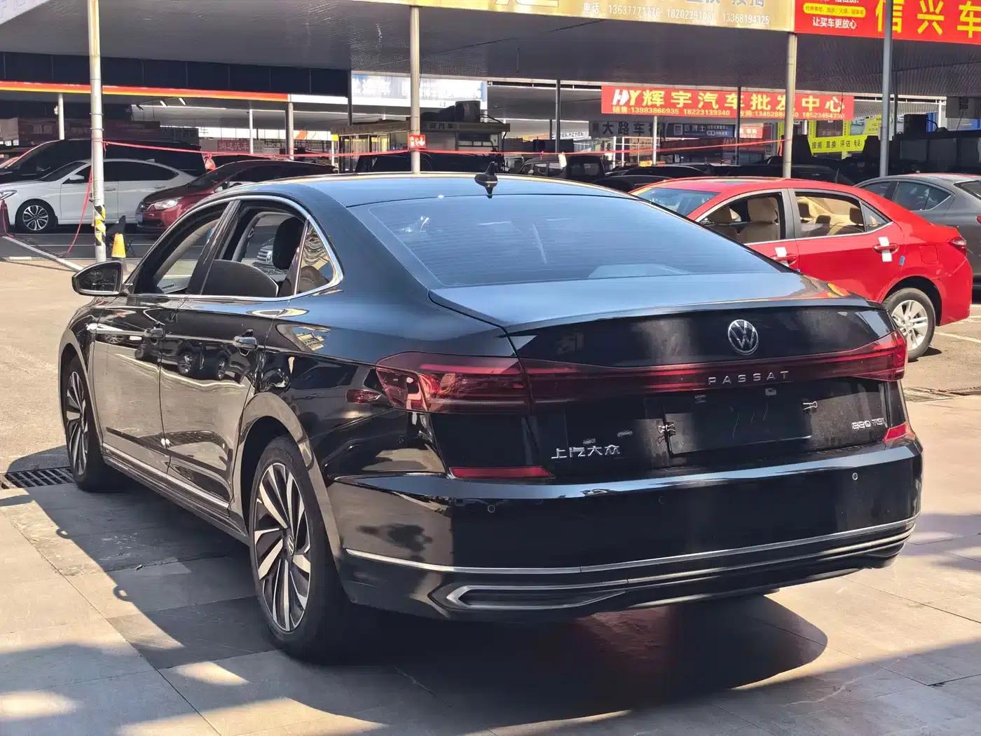 2022 Volkswagen Passat 330TSI Starry Sky Luxury Edition — миниатюра 13
