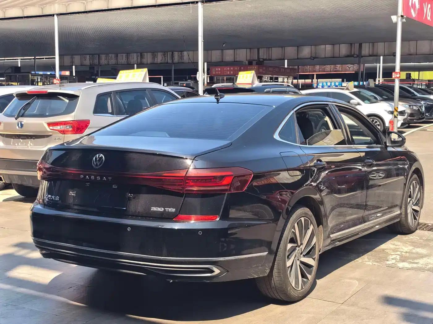2022 Volkswagen Passat 330TSI Starry Sky Luxury Edition — миниатюра 14