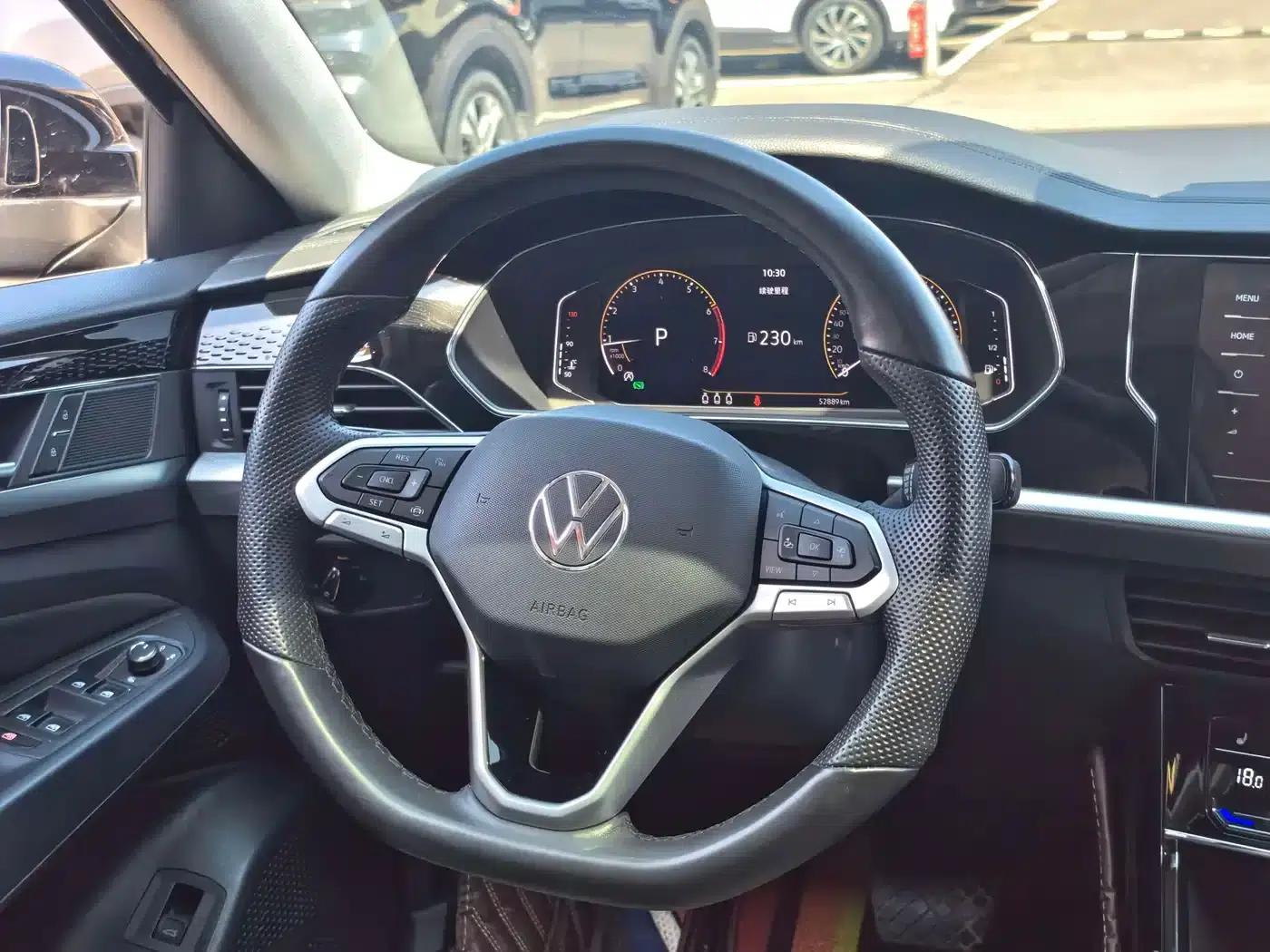 2022 Volkswagen Passat 330TSI Starry Sky Luxury Edition — миниатюра 10
