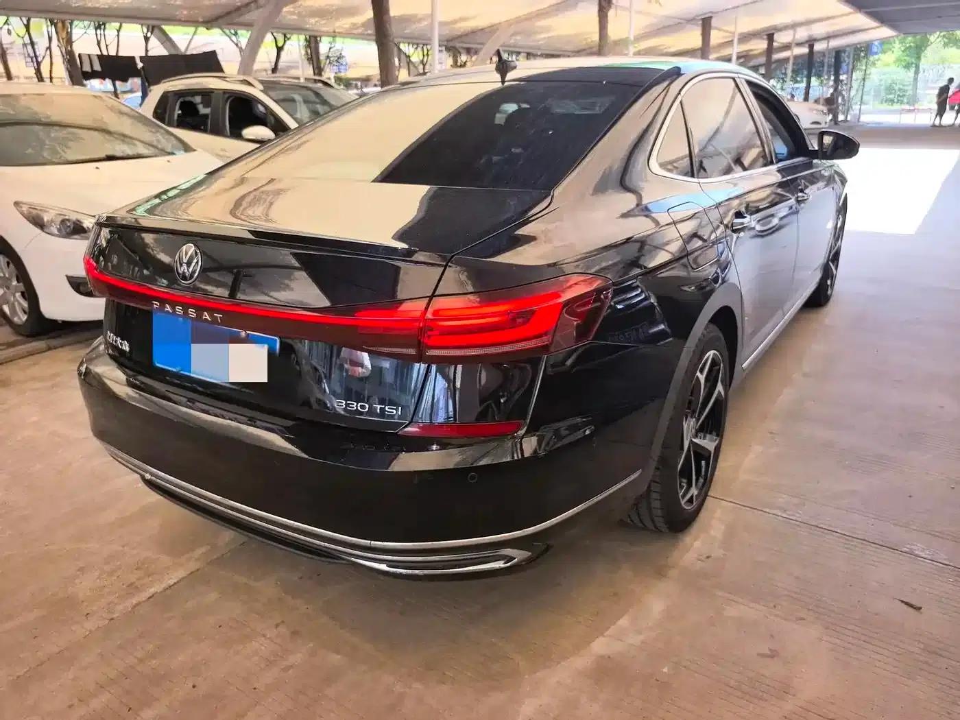 2023 Volkswagen Passat 330TSI Starry Sky Luxury Edition — миниатюра 14