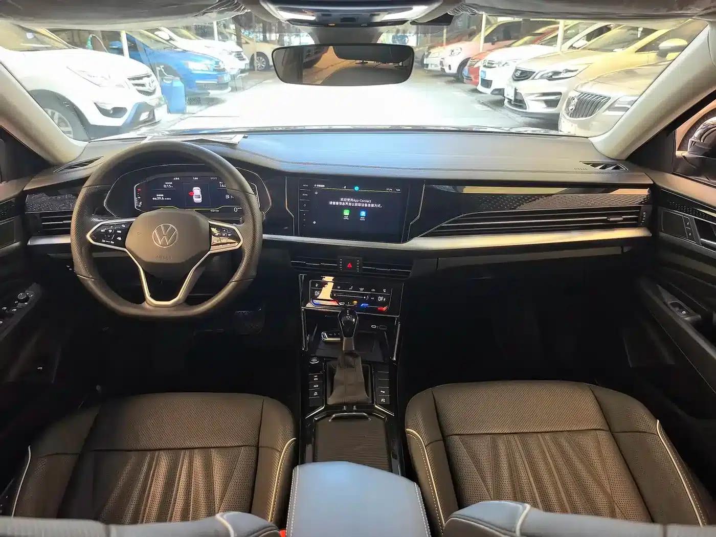 2023 Volkswagen Passat 330TSI Starry Sky Luxury Edition — миниатюра 9