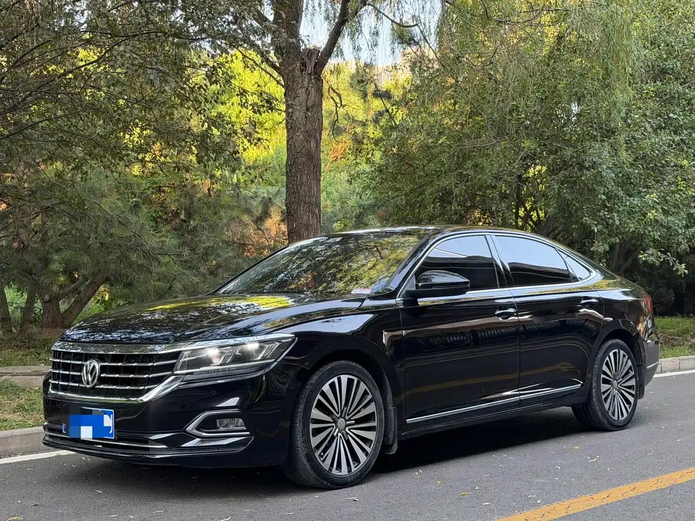 2019 Volkswagen Passat 330TSI Elite Edition (China VI Emission Standard) — миниатюра 1