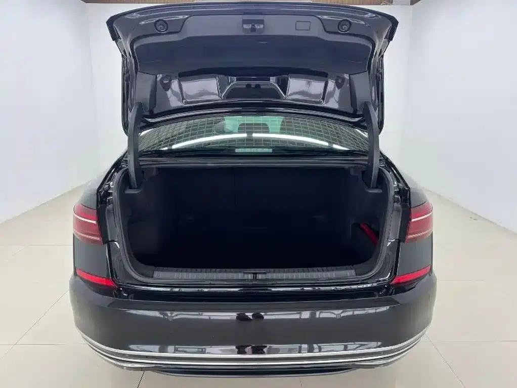 2022 Volkswagen Passat 280TSI Business Edition — миниатюра 8