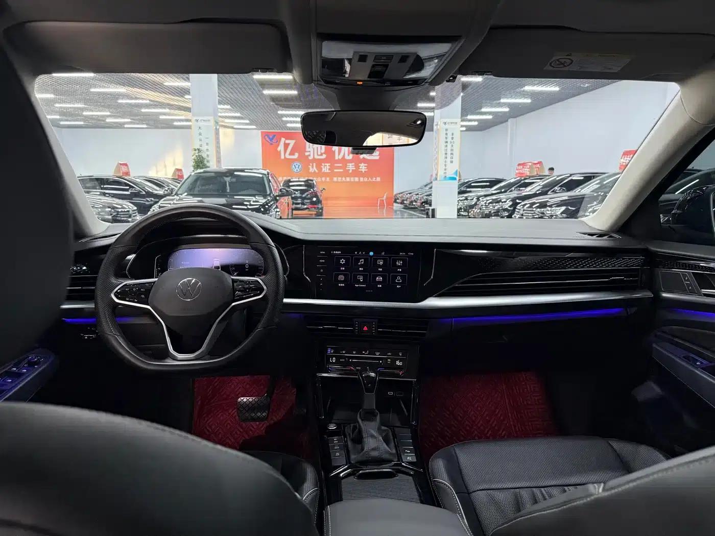 2023 Passat Facelift 330TSI Luxury Edition — миниатюра 6
