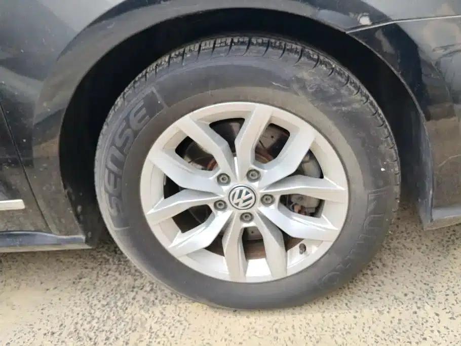 2017 Passat 280TSI DSG Premium Edition — миниатюра 6