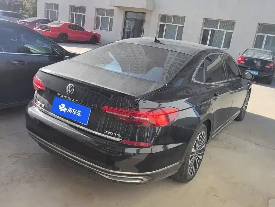 2021 Passat 330TSI Luxury Edition — миниатюра 3