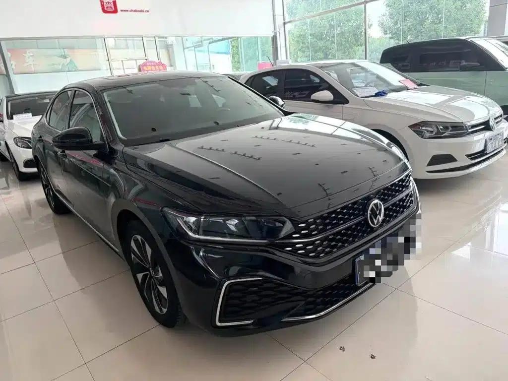 2022 Volkswagen Passat 330TSI Starry Sky Elite Edition — миниатюра 4