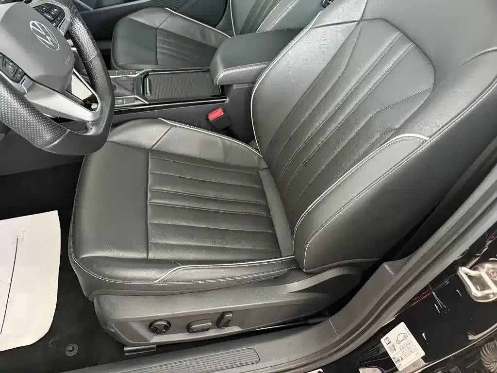 2022 Volkswagen Passat 330TSI Starry Sky Elite Edition — миниатюра 8