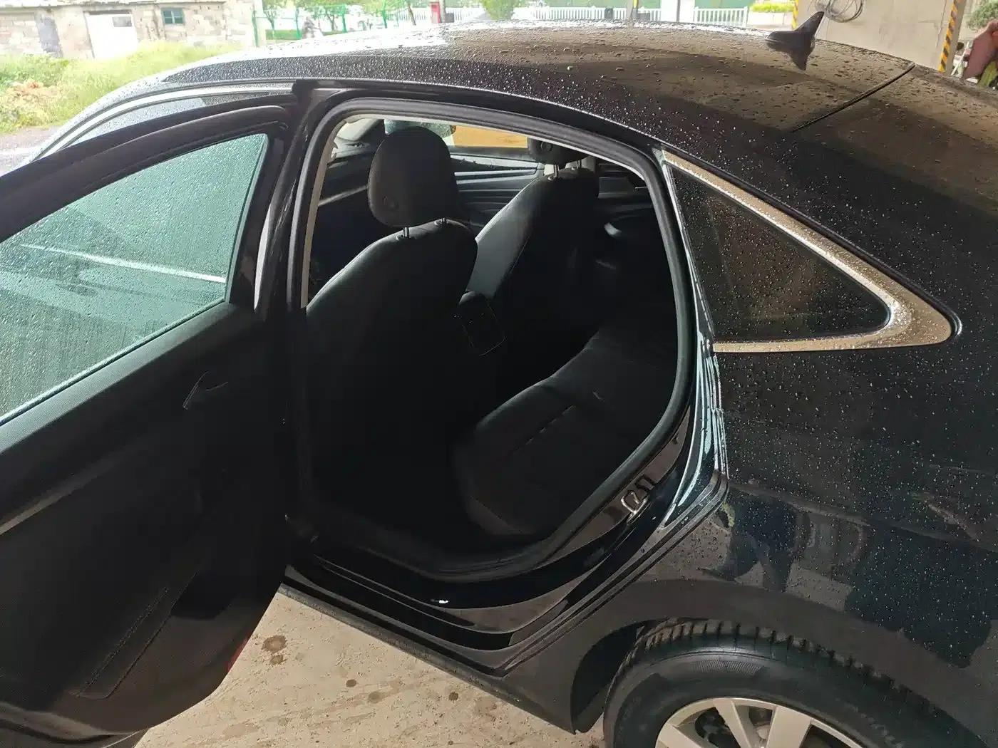 2022 Volkswagen Passat 280TSI Business Edition — миниатюра 5