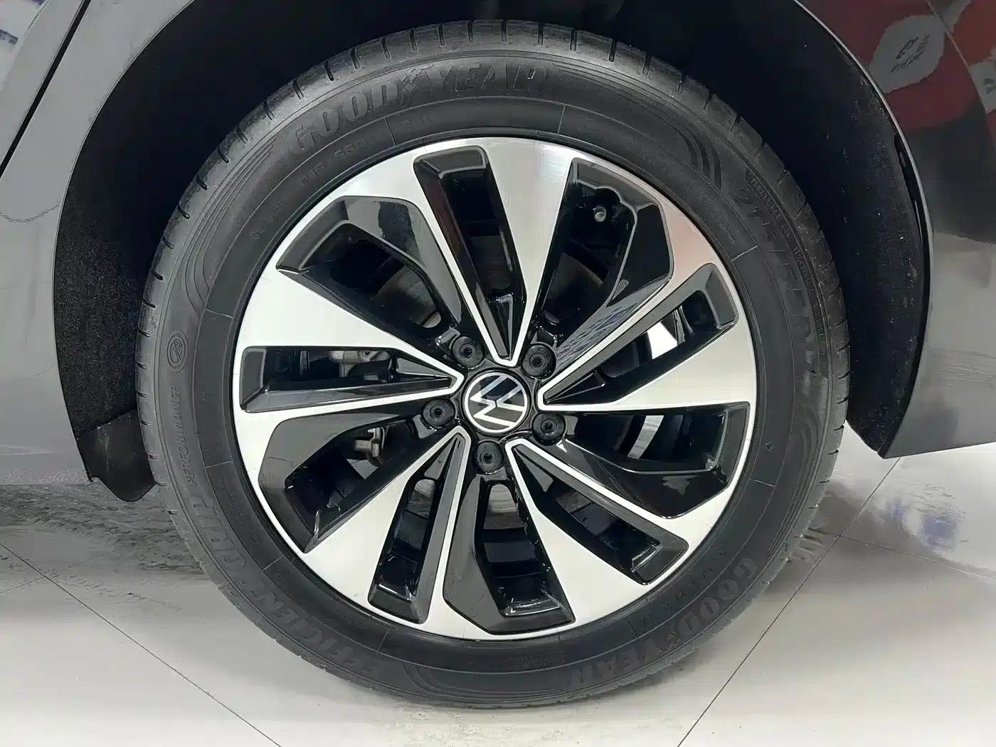 2022 Passat 280TSI Elite Edition — миниатюра 20