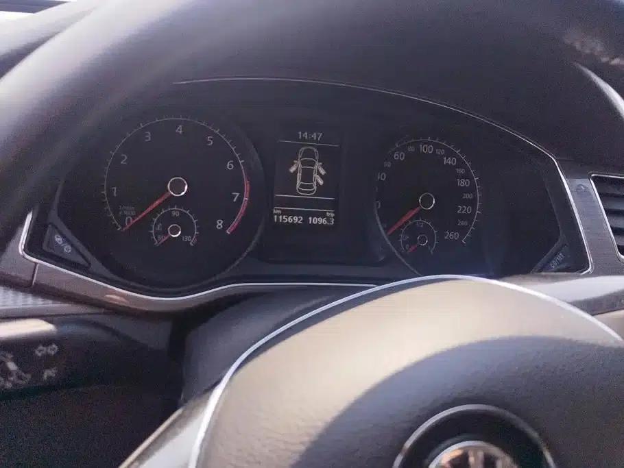 2016 Passat 330TSI DSG Premium Edition — миниатюра 14