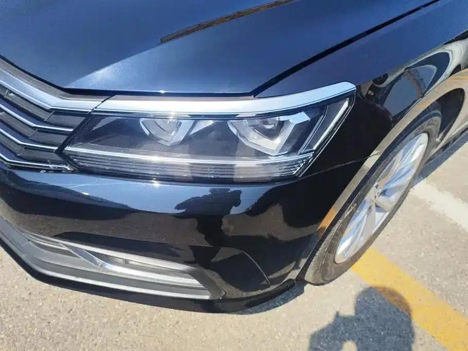 2016 Passat 330TSI DSG Premium Edition — миниатюра 5