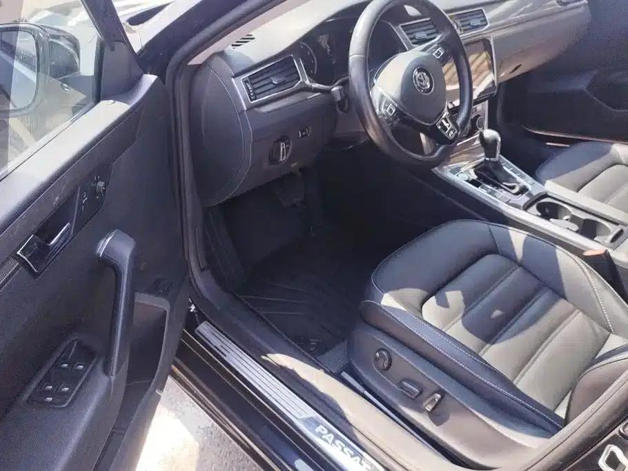 2016 Passat 330TSI DSG Premium Edition — миниатюра 7
