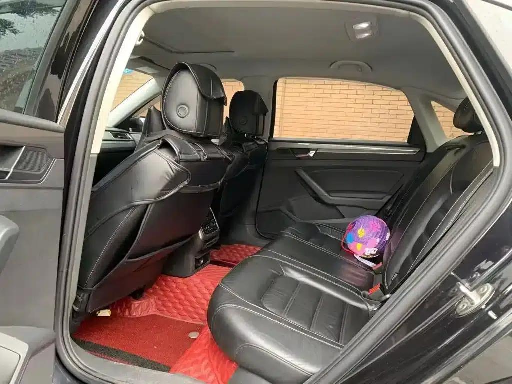 2017 Passat 330TSI DSG Premium Edition — миниатюра 3
