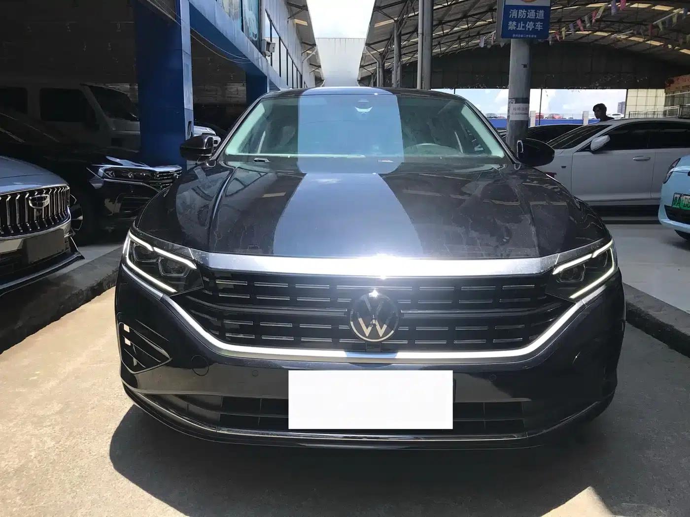2022 Passat 330TSI Luxury Edition — миниатюра 2