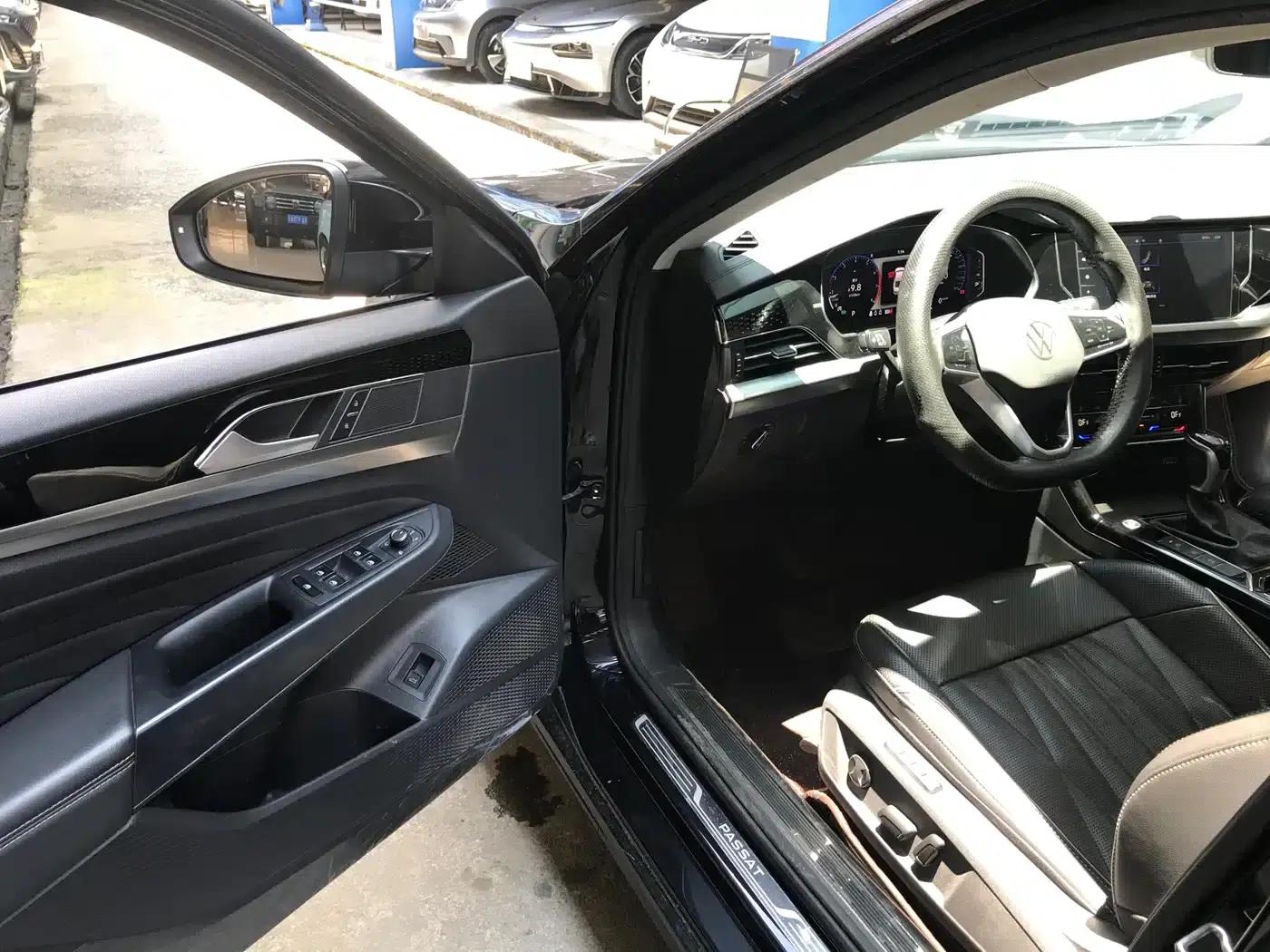 2022 Passat 330TSI Luxury Edition — миниатюра 6