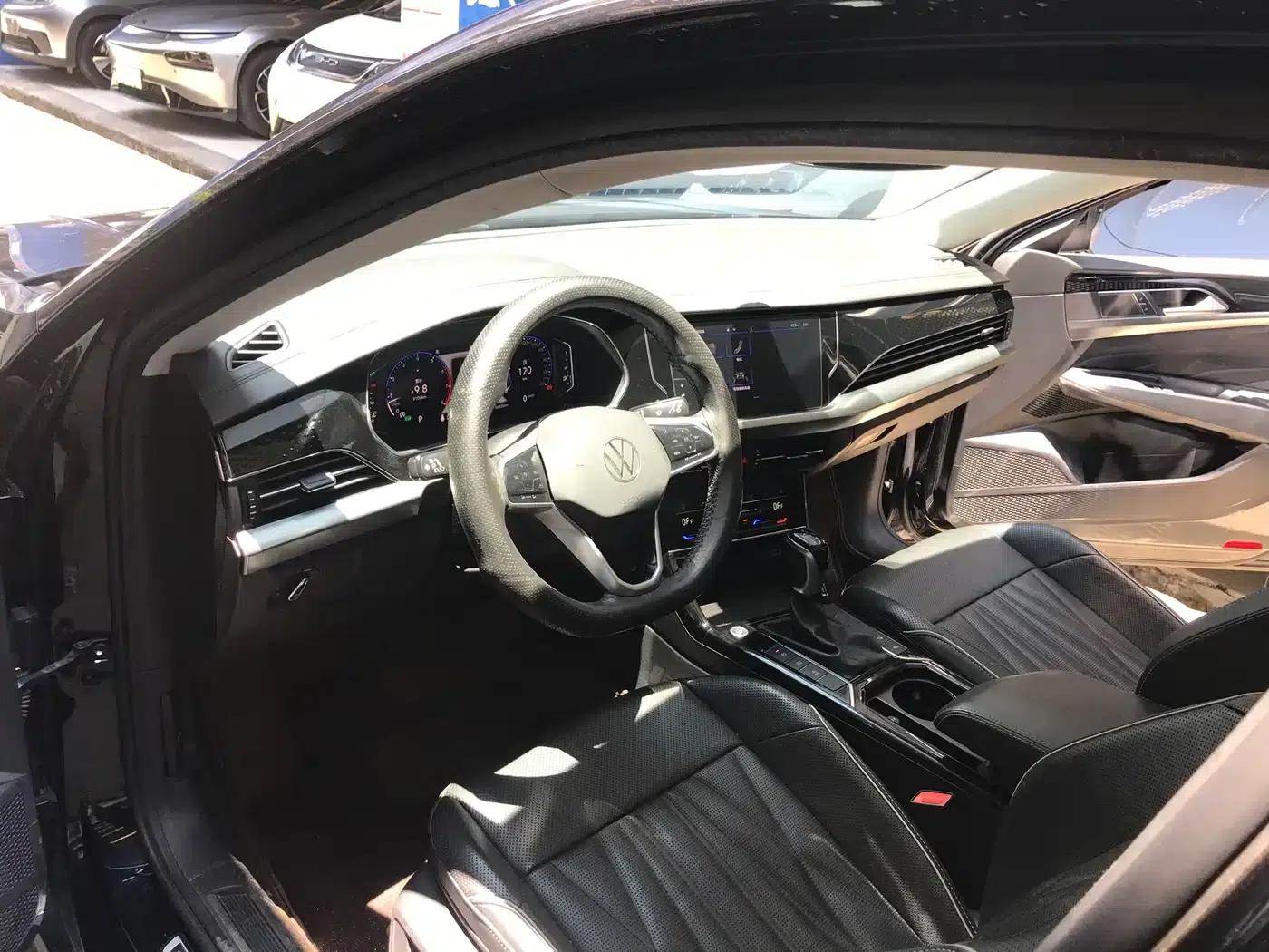 2022 Passat 330TSI Luxury Edition — миниатюра 7