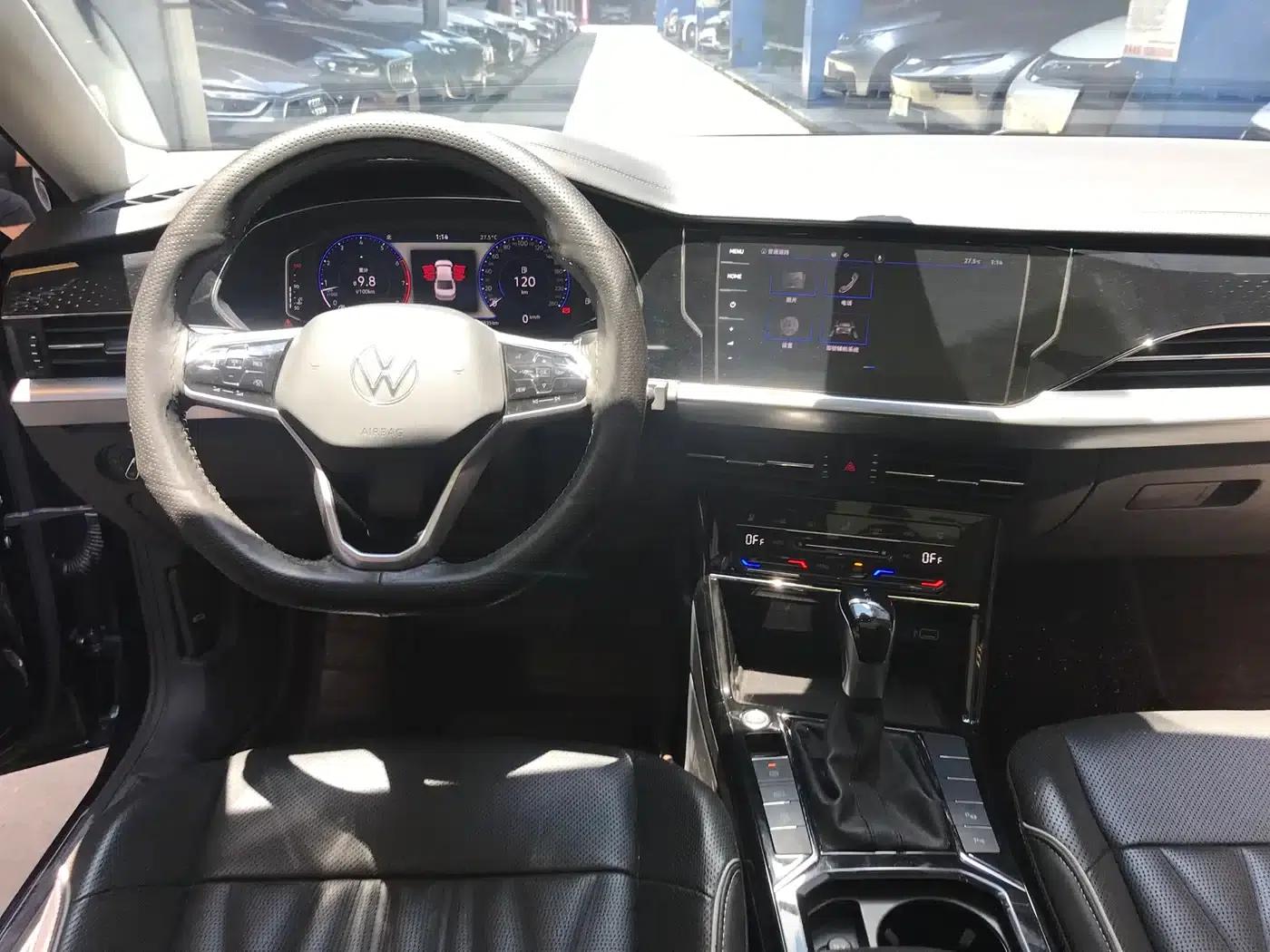 2022 Passat 330TSI Luxury Edition — миниатюра 9