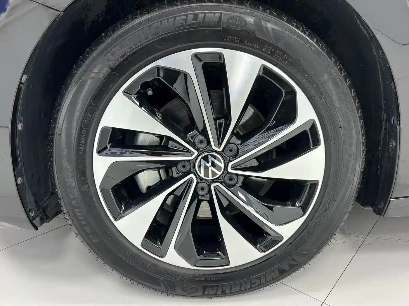 2022 Passat 280TSI Elite Edition — миниатюра 20
