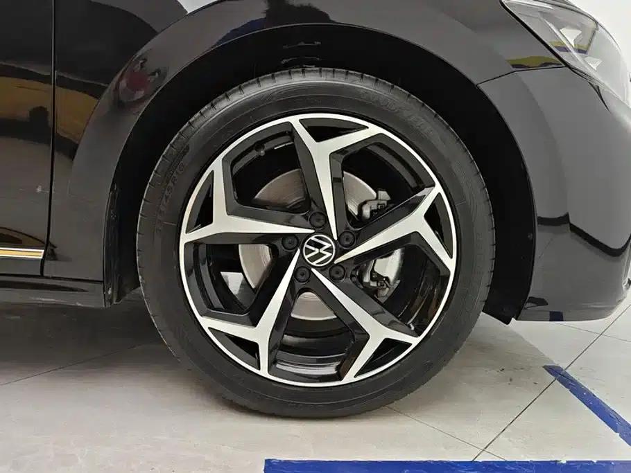 2023 Passat Facelift 330TSI Starry Sky Elite Edition — миниатюра 6