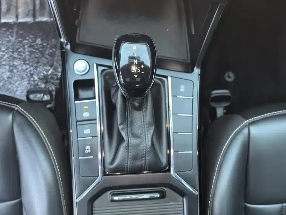 2019 Passat 280TSI Business Edition (China VI Emission Standard) — миниатюра 16