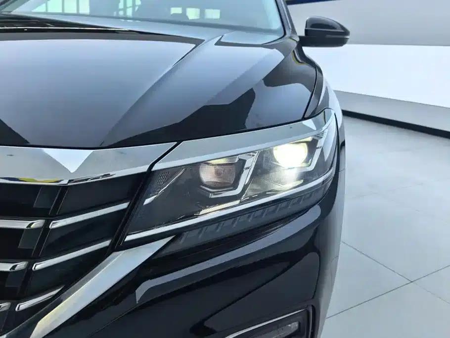 2019 Passat 280TSI Business Edition (China VI Emission Standard) — миниатюра 5