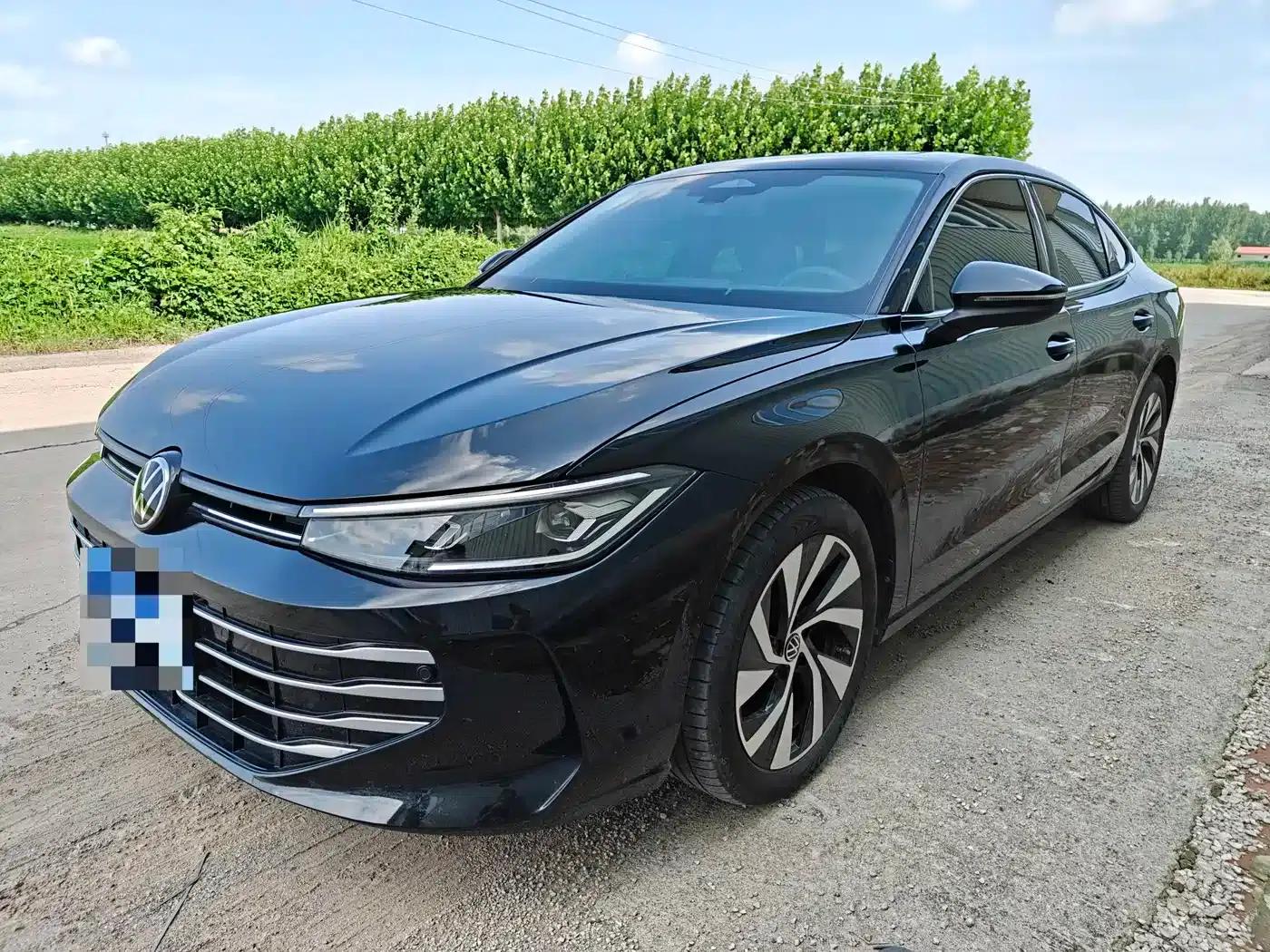 2025 Volkswagen Passat Pro 380TSI Dragon Edition — миниатюра 1