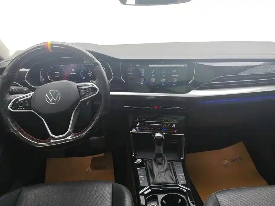 2022 Volkswagen Passat 330TSI Starry Sky Luxury Edition — миниатюра 12
