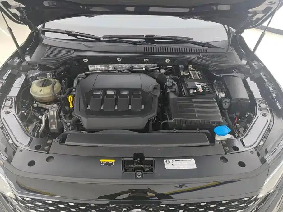 2022 Volkswagen Passat 330TSI Starry Sky Luxury Edition — миниатюра 10
