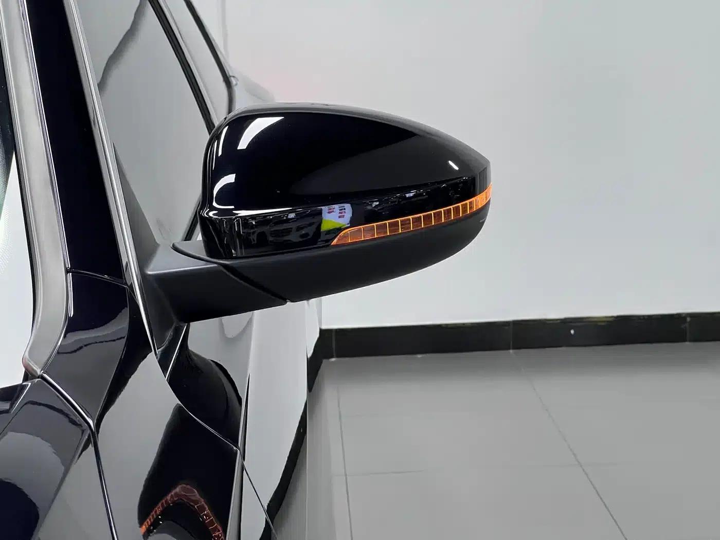 2025 Volkswagen Passat Outstanding Edition 330TSI Starry Sky Elite Edition — миниатюра 11