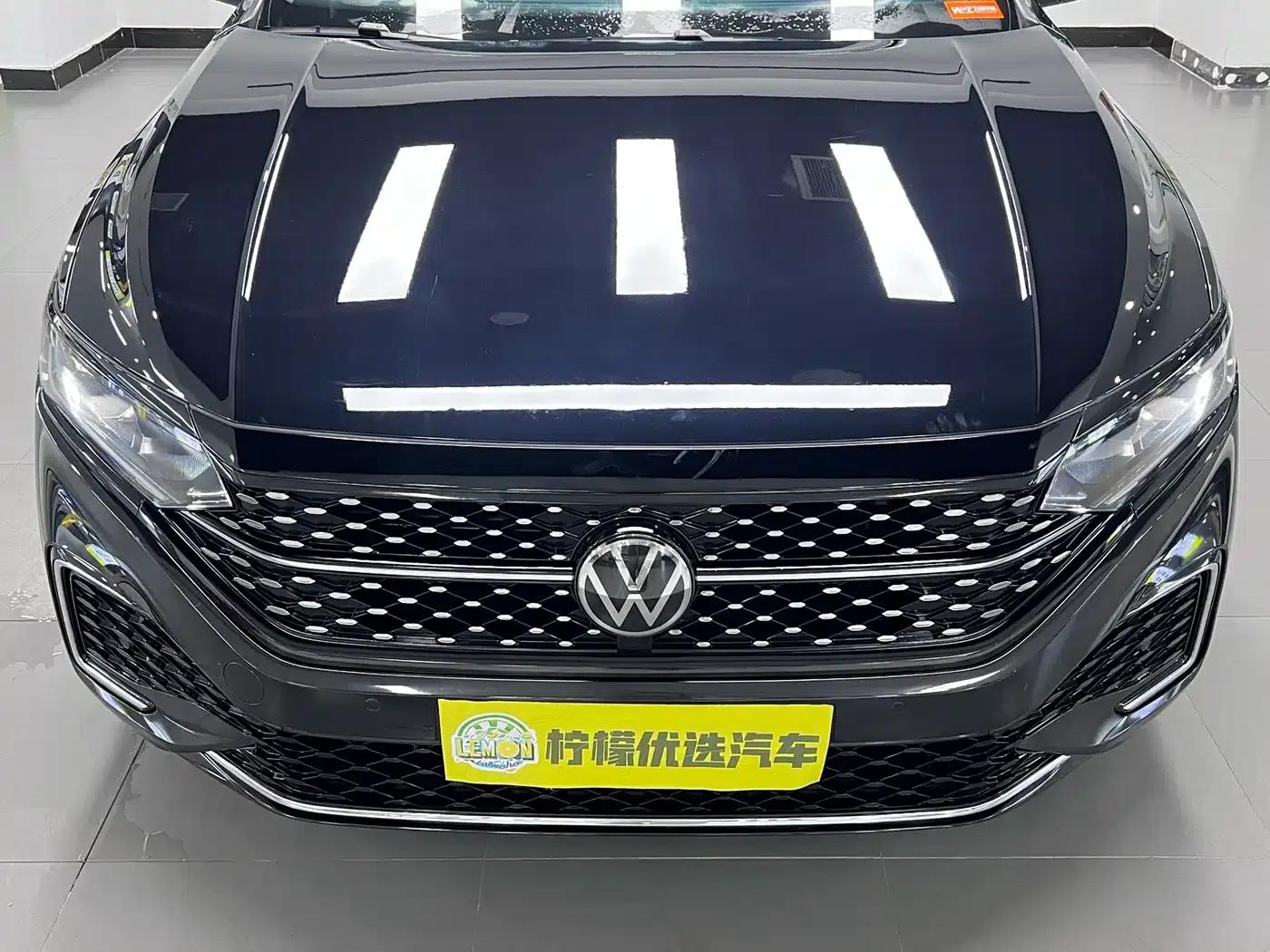 2025 Volkswagen Passat Outstanding Edition 330TSI Starry Sky Elite Edition — миниатюра 8