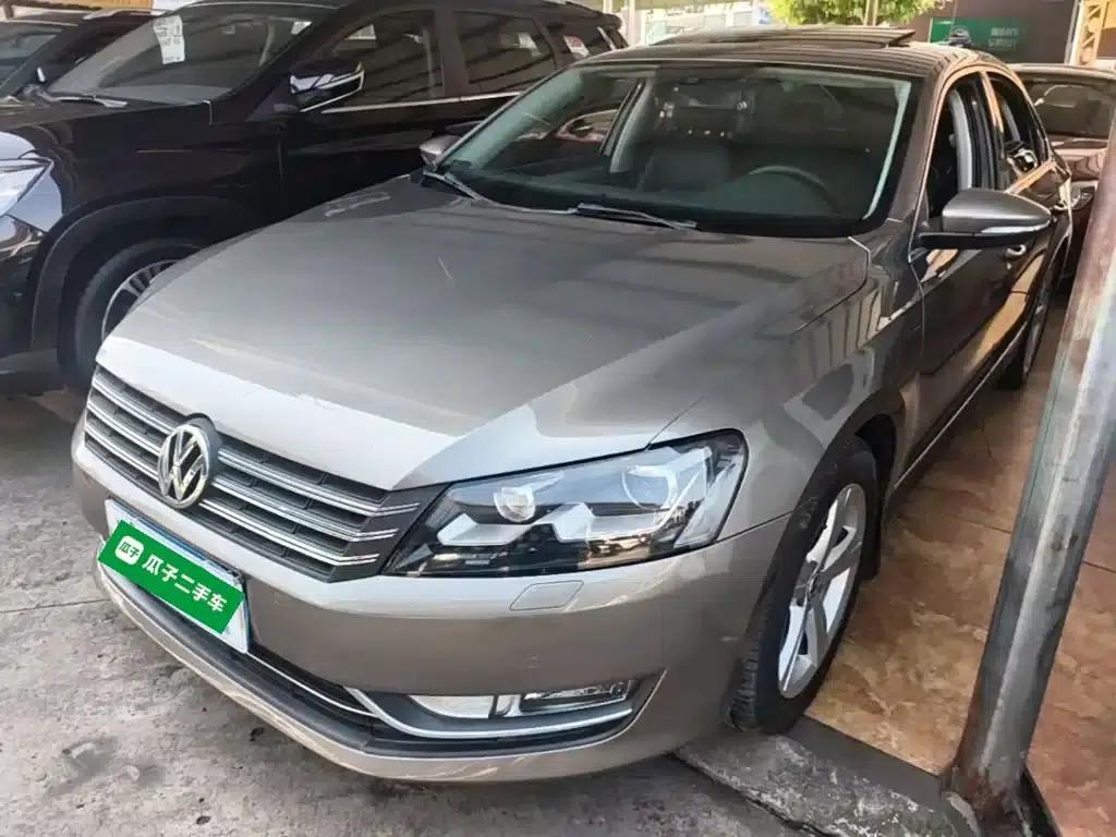 2014 Passat 1.8TSI DSG Royal Edition — миниатюра 2