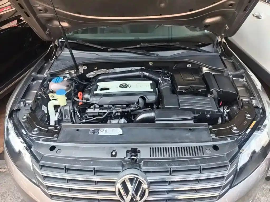 2014 Passat 1.8TSI DSG Royal Edition — миниатюра 20
