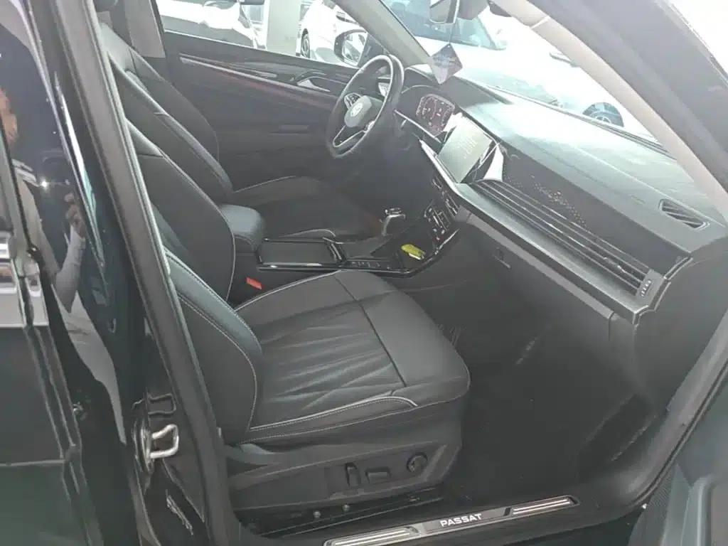2023 Passat Facelift 330TSI Starry Sky Luxury Edition — миниатюра 25