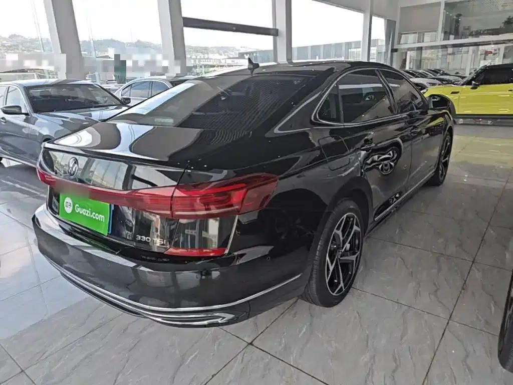 2023 Passat Facelift 330TSI Starry Sky Luxury Edition — миниатюра 7