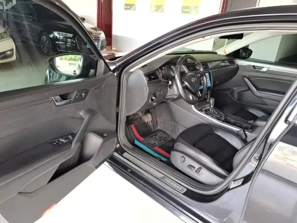 2017 Passat 330TSI DSG Premium Edition — миниатюра 16