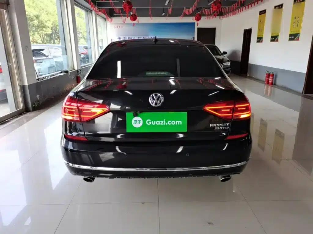 2017 Passat 330TSI DSG Premium Edition — миниатюра 6