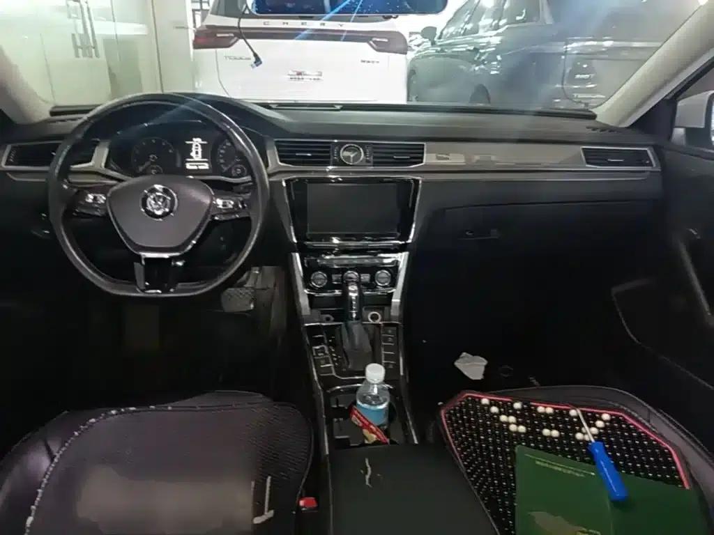 2016 Passat 330TSI DSG Premium Edition — миниатюра 16