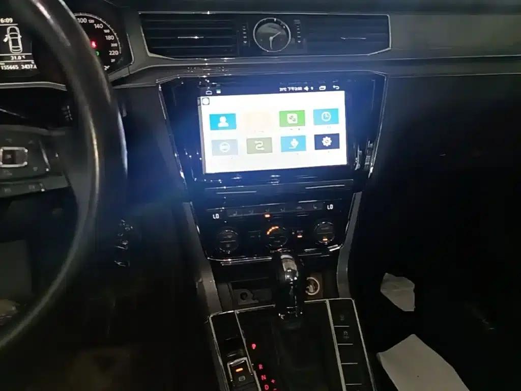 2016 Passat 330TSI DSG Premium Edition — миниатюра 20