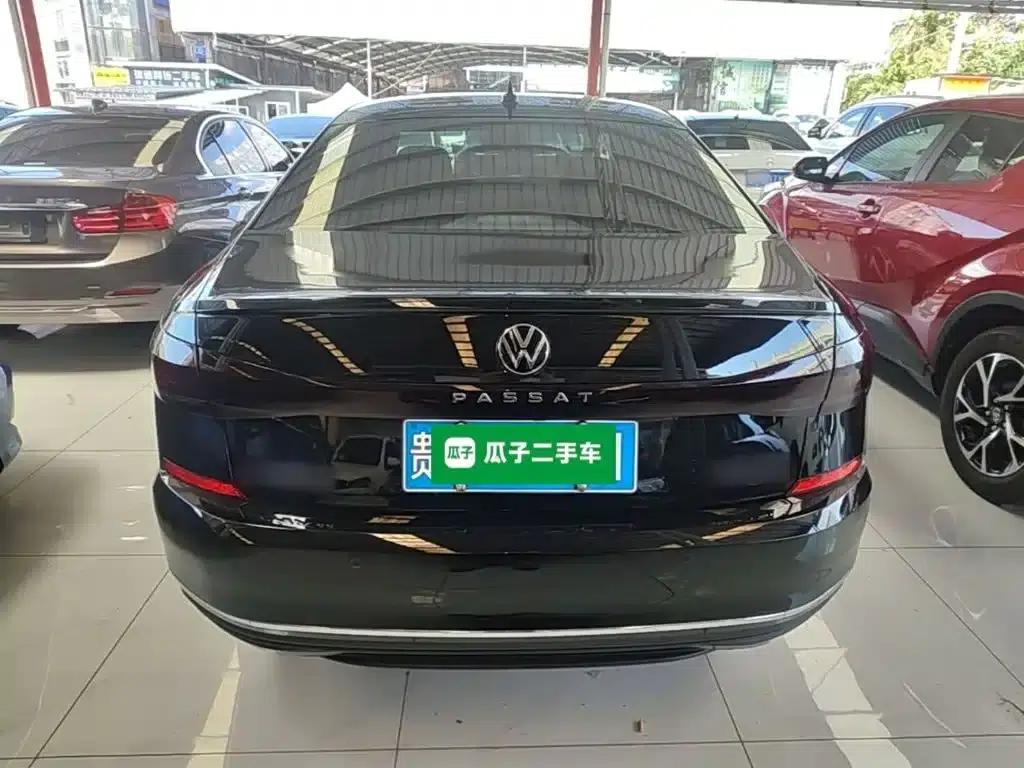 2025 Volkswagen Passat Outstanding Edition 330TSI Starry Sky Elite Edition — миниатюра 6