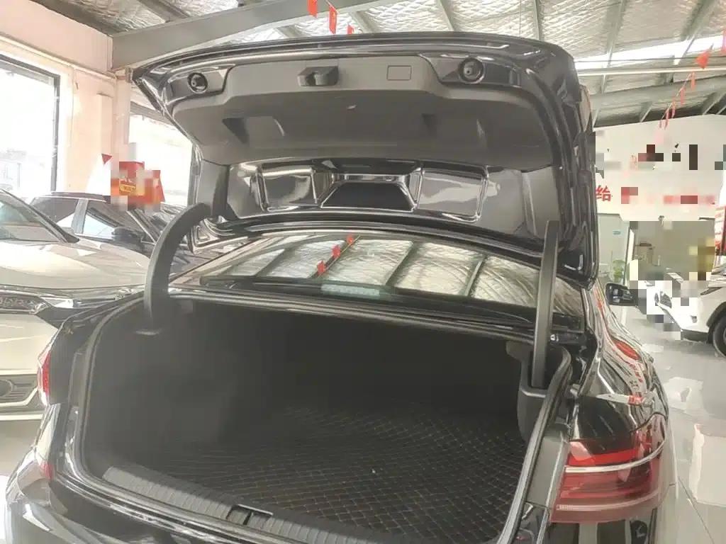 2024 Passat 330TSI Elite Edition — миниатюра 19