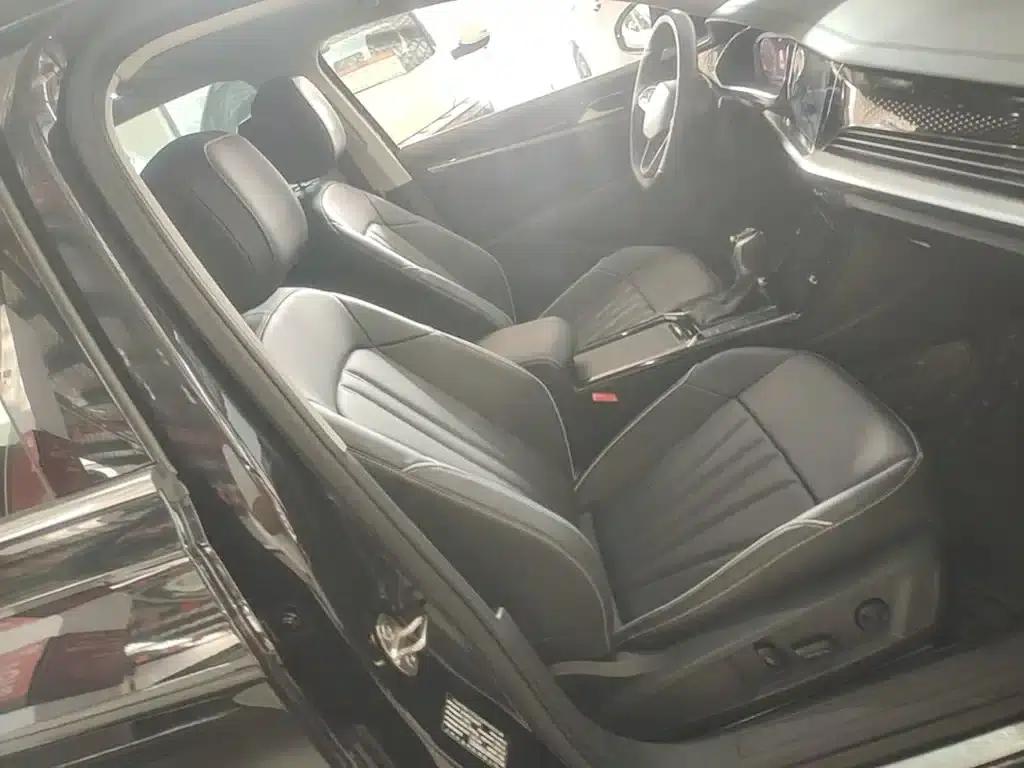2024 Passat 330TSI Elite Edition — миниатюра 25