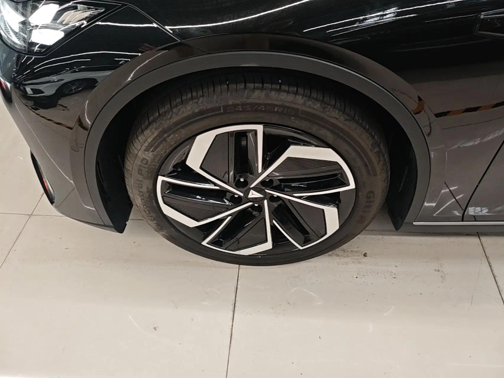 Deepal L07 2026 Model 660Ultra Huawei Qiankun Intelligent Driving ADS SE Edition — миниатюра 10