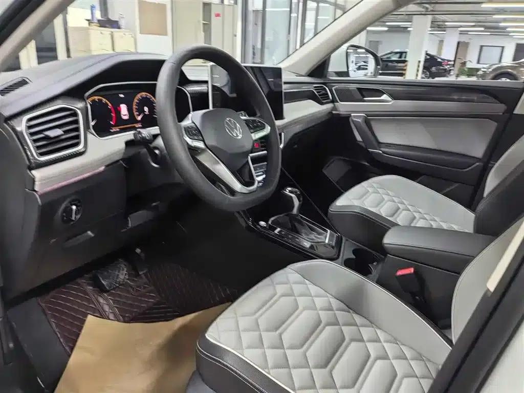 Tayron 2023 330TSI 2WD Luxury Plus Advanced Edition — миниатюра 8