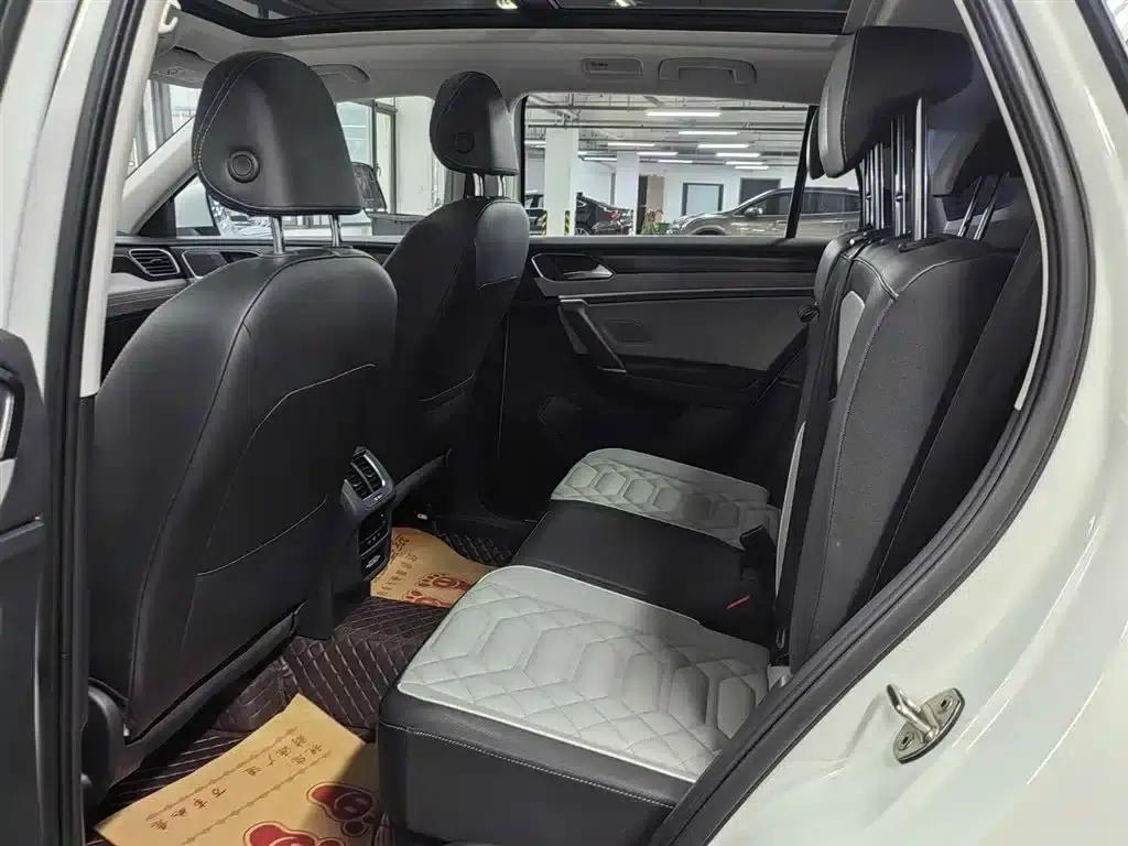 Tayron 2023 330TSI 2WD Luxury Plus Advanced Edition — миниатюра 10