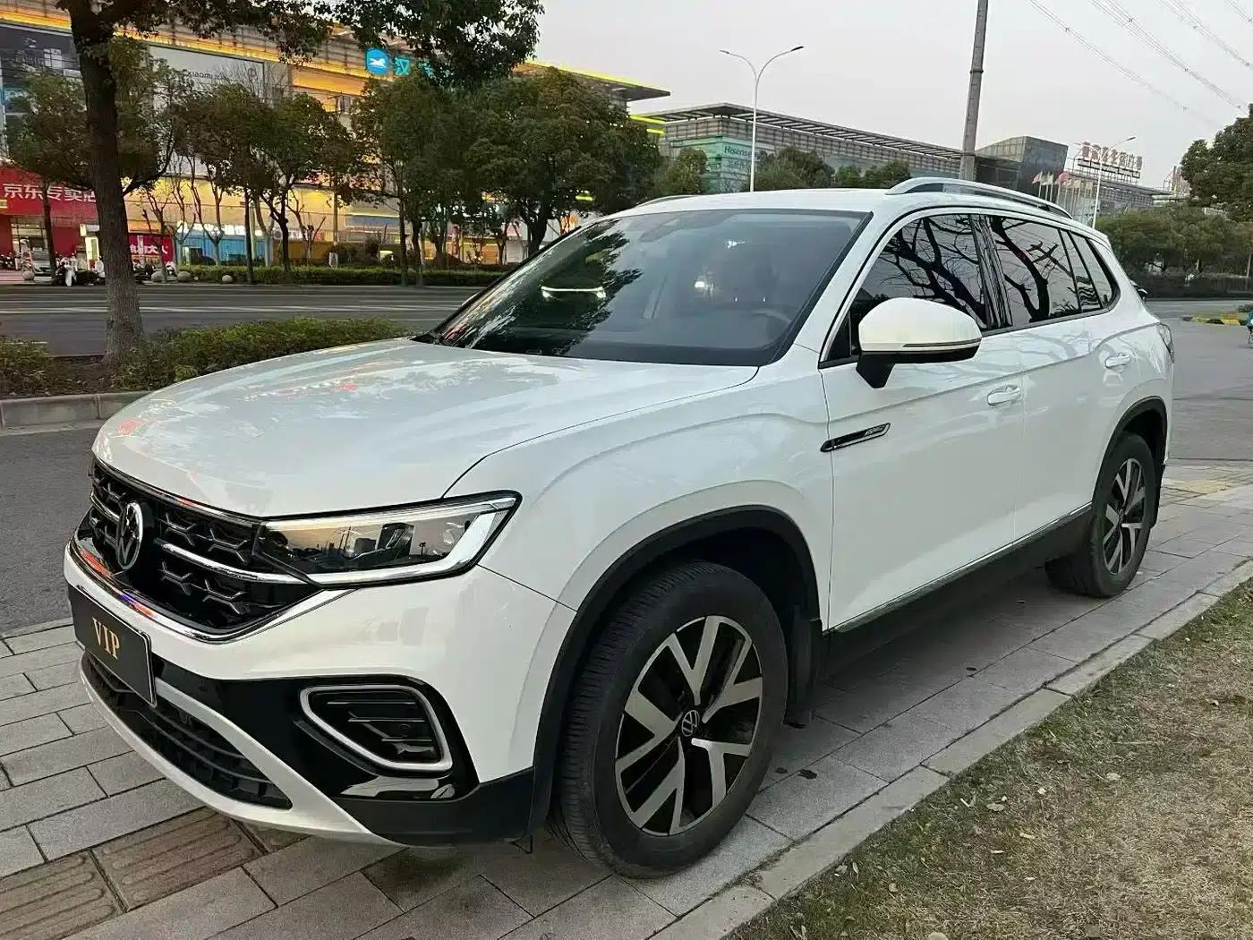 Tayron 2023 300TSI 2WD Luxury Plus Advanced Edition — миниатюра 1