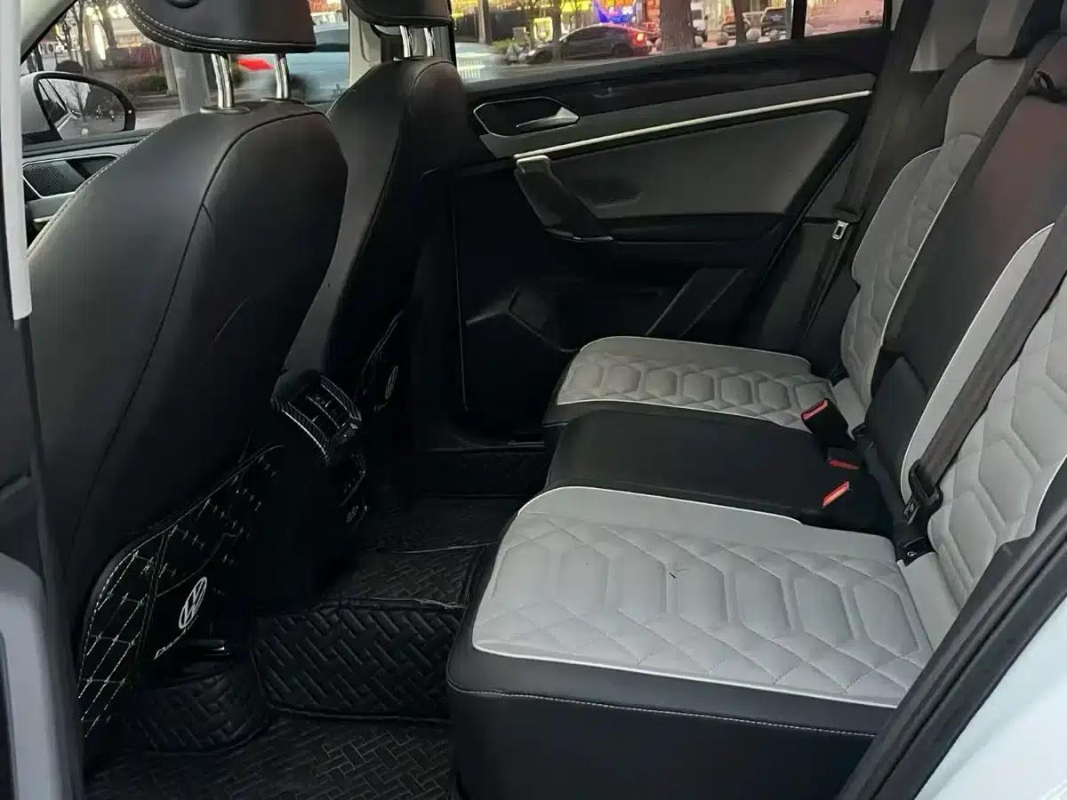 Tayron 2023 300TSI 2WD Luxury Plus Advanced Edition — миниатюра 6