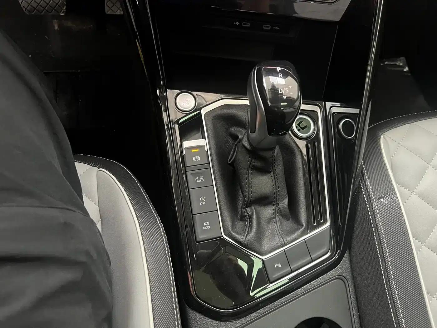 Tayron 2023 280TSI 2WD Luxury Plus Advanced Edition — миниатюра 15